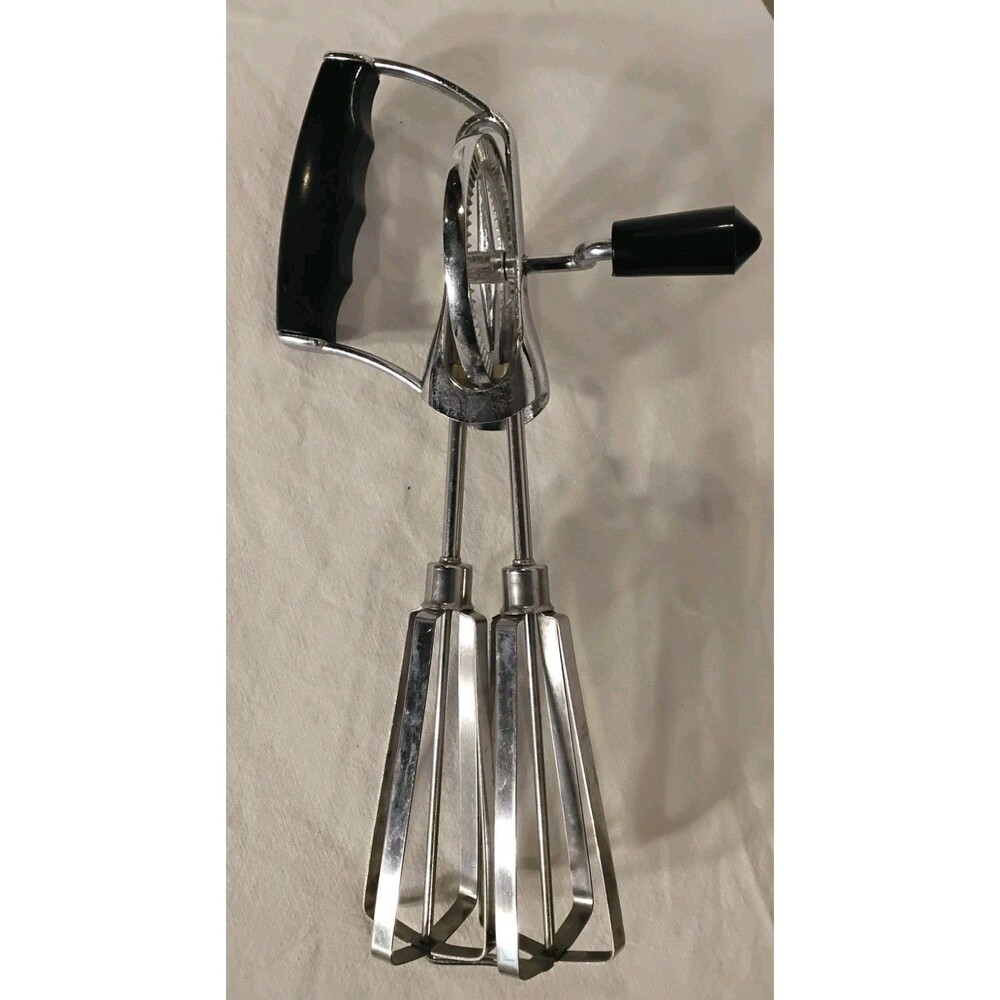 Vintage 1950's Metal Stainless Hand Mixer/Egg Beater Retro Kitchen Black Handle